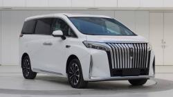 Ini Penantang Alphard dari China, Punya Varian PHEV