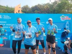 Keseruan Sejumlah Artis Ikuti Jakarta Marathon 2023 bersama Le Minerale