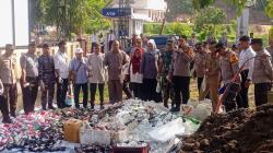 Polres Halteng Musnahkan Ribuan Liter Miras Hasil Penindakan Operasi KRYD<