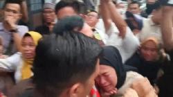 Kadis DPMDT Lampung Utara dan 3 Rekannya Dijebloskan ke Penjara, Keluarga Histeris