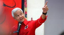 Berkunjung ke Sejumlah Pondok Pesantren, Ganjar Pranowo Disambut Hangat Para Santri