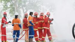 Pertamina IT Balongan Indramayu Rutin Gelar Latihan PKD Kebakaran Tangki BBM dan Teror Bom<