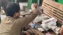 Petugas Gabungan Razia Rokok Ilegal di Majalengka, Sita 60.000 Batang<