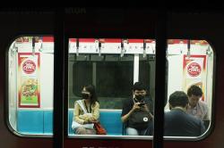 Penumpang MRT Jakarta Tembus 100 Ribu per Hari