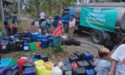Lazisnu Distribusikan 4,9 Juta Liter Air Bersih ke Ratusan Desa Terdampak Kekeringan di Jatim