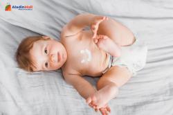 Jangan Salah, Ini Perbedaan Lotion dan Cream Bayi