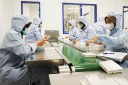 Begini Aktivitas Produksi PT Menarini Indria Laboratories di Cikarang