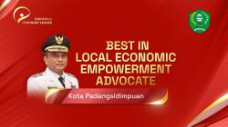 Pemkot Padangsidimpuan Boyong Penghargaan IVL 2023 Berkat Tingkatkan Perekonomian Kota