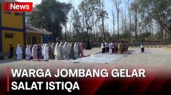 Warga Jombang Gelar Salat Istisqa Minta Turun Hujan 