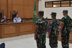 Tampang 3 Oknum TNI AD Sidang Perdana Kasus Pembunuhan Berencana