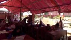 Ruang Kelas Nyaris Ambruk, Siswa SDN Bantargebang Sukabumi Belajar di Tenda