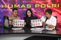 Densus 88 Rilis Foto 59 Terduga Teroris