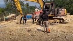 KKB Klaim Bakar Alat Berat hingga Serang Pos TNI di Maybrat, Kapolda Papua Barat: Hoaks<