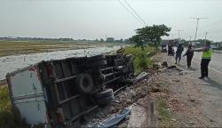  Kronologi Kecelakaan Maut Truk Tabrak Warung di Kendal Tewaskan Sopir dan Penumpang