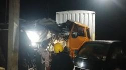 Kronologi Truk Boks Tabrak Bengkel Tambal Ban di Gekbrong Cianjur