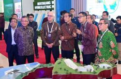 Di Hadapan Presiden Joko Widodo, Dirut PLN Paparkan Pengembangan Hydropower di Tanah Air