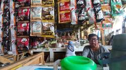 Harga Kebutuhan Pokok Melambung, Hidup Semakin Sulit, Warga Sukabumi Menjerit<
