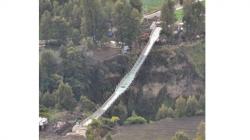 10 Rekomendasi Tempat Wisata Jembatan Kaca di Indonesia, Wajib Dikunjungi saat Berlibur<