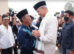 Ganjar Pranowo Disambut Ribuan Santri Ponpes Arrahman Palembang