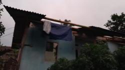 Puting Beliung Terjang Cidahu Sukabumi, 126 Rumah Rusak di 2 Desa