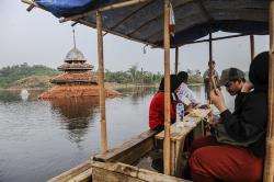 Kampung Tenggelam di Lebak Kini jadi Tempat Wisata