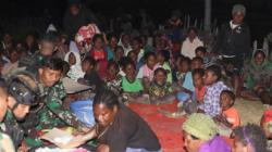 Teror KST, Ratusan Warga Gome Papua Berbondong-bondong Datangi Pos TNI Minta Perlindungan