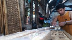 Harga Kedelai Melejit, Perajin Tempe Cimahi Berusaha Tak Mogok Produksi<