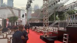 Suasana Kantor KPU Jelang Pengundian Nomor Urut Capres, Ada Panggung hingga Tribun