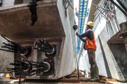 Proses Penyambungan Flyover Sekip Palembang
