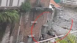 Kembali Viral, Warga Buang Sampah ke Sungai Citopeng Cimahi<