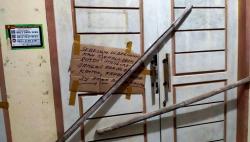 Kades di Sinjai Digerebek Ngamar dengan Perempuan Muda, Warga Murka Segel Kantor Desa<