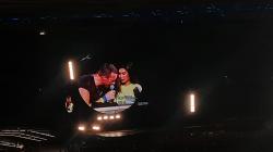Chris Martin Ajak Penonton Nikmati Konser Coldplay Tanpa HP: Angkat Tangan ke Langit!