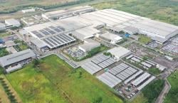 Produksi Mobil 530.000 Unit per Tahun, Daihatsu Pasang Panel Surya di Pabrik Perakitan Karawang<