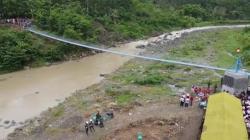 Kodim 0610 Sumedang dan VRI Bangun Jembatan Gantung, Hubungkan 2 Desa Terisolasi<