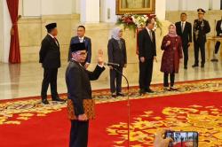 Foto Nawawi Pomolango Dilantik jadi Ketua KPK Gantikan Firli Bahuri