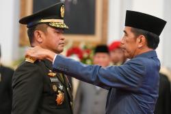 Presiden Jokowi Lantik Jenderal Maruli Simanjuntak sebagai KSAD
