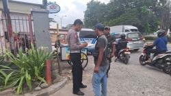 Ngeri, Pedagang Buah di Bekasi Kritis Tertimpa Besi Baja Muatan Truk Colt Diesel