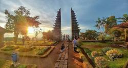 Kampung Unik di Karanganyar Punya Pemandangan Pura Eksotis, Suasananya seperti di Bali