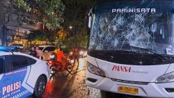 Kericuhan Meluas di Luar Stadion Jatidiri, 5 Bus Suporter Sleman Dirusak, Sopir Dijarah