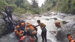 Diduga Terpeleset lalu Tenggelam, Pria Muda Tewas di Curug Concot Sukabumi