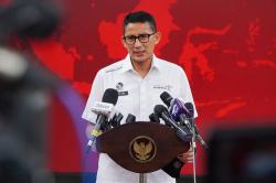 Gunung Marapi Erupsi, Sandiaga Uno Akan Pantau Sejumlah Destinasi Wisata di Sumbar 