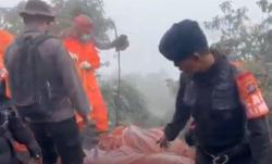 18 Pendaki Korban Erupsi Gunung Marapi Ditemukan Tewas<