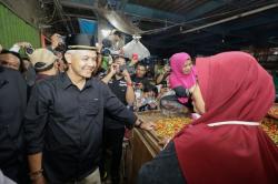 Pedagang Pasar di Samarinda Gantungkan Harapan ke Ganjar Pranowo soal Stabilitas Harga Pangan<