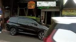 Pemkot Bandung Siap Hadapi Gugatan Pemilik Resto Burger di Jalan Surya Sumantri yang Langgar Perda<