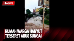 Terekam Kamera, Detik-Detik Rumah Hanyut Terseret Arus Sungai di Wonosobo