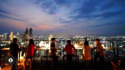 The Bar dan Kita Bar, Keakraban Dibalut View Langit Jakarta