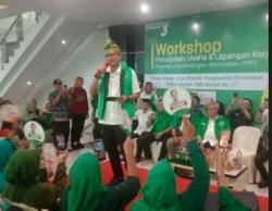 Kunjungi Pekanbaru, Sandiaga Uno Beri Pelatihan dan Bantuan Modal bagi UMKM