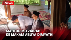Kunjungi Abuya Muhtadi, Mahfud MD Ziarah ke Makam Abuya Dimyathi