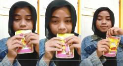 Viral Seorang Perempuan Ngemil Makanan Kucing, Apa Dampaknya?