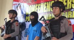 Pria Berpura-pura Jadi Jemaah Curi Motor di Masjid Banjarnegara, Aksinya Terekam CCTV<